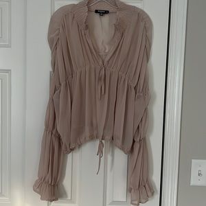 MISGUIDED beige bunched layers long sleeve blouse